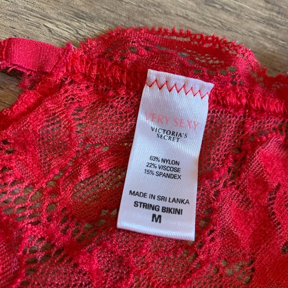 VS Very Sexy Christmas Lace String Bikini Panty - Picture 6 of 11